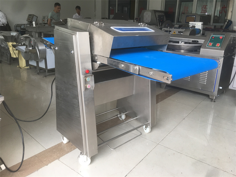全自動豬肉去皮機為什么在屠宰場，肉聯(lián)廠里那么常見？